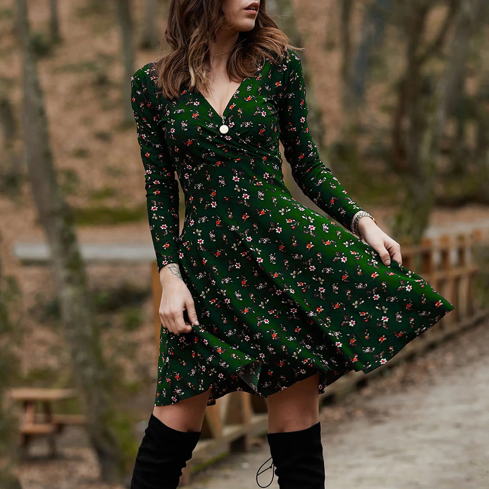 Autumn Floral Dress Women's Long-sleeved Sexy V-neck Pullover Dress Temperament Commuting Long Dress